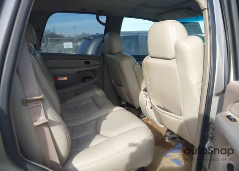 2001 Chevrolet Tahoe Lt из США, поврежденный, VIN 1GNEC13T41R162484